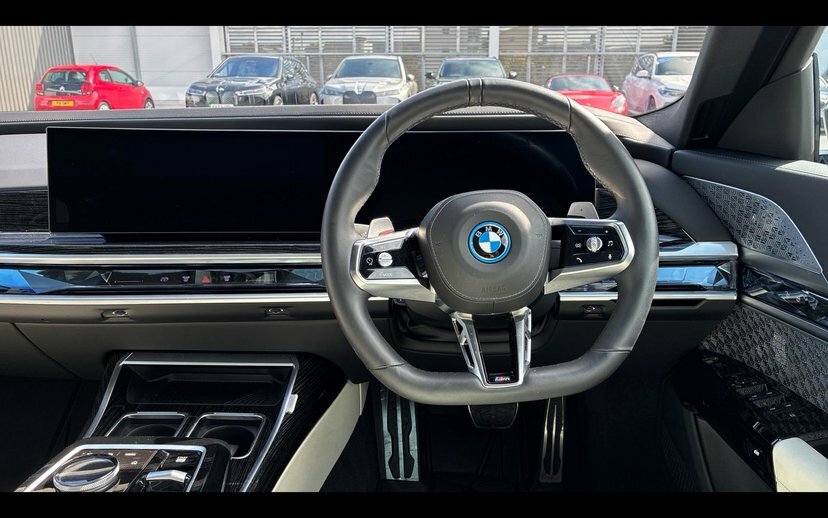 BMW 7 Series 750E Xdrive M Sport Black #5