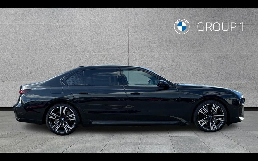 BMW 7 Series 750E Xdrive M Sport Black #3