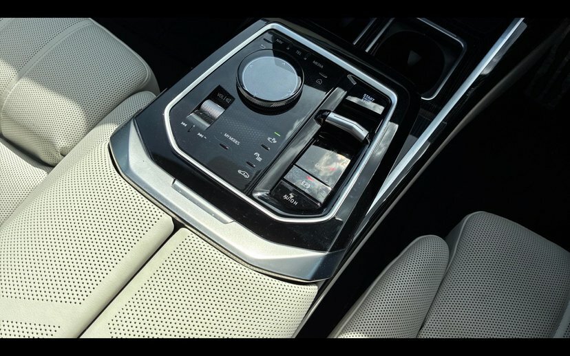 BMW 7 Series M760e Xdrive Ultimate Pack Grey #10