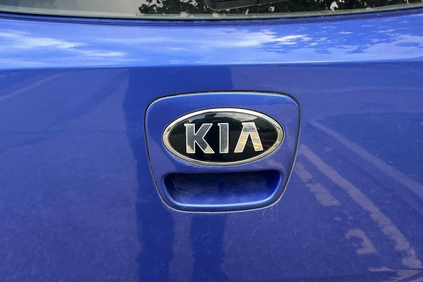 Kia RIO 1.1 Crdi 2 Ecodynamics Red #23