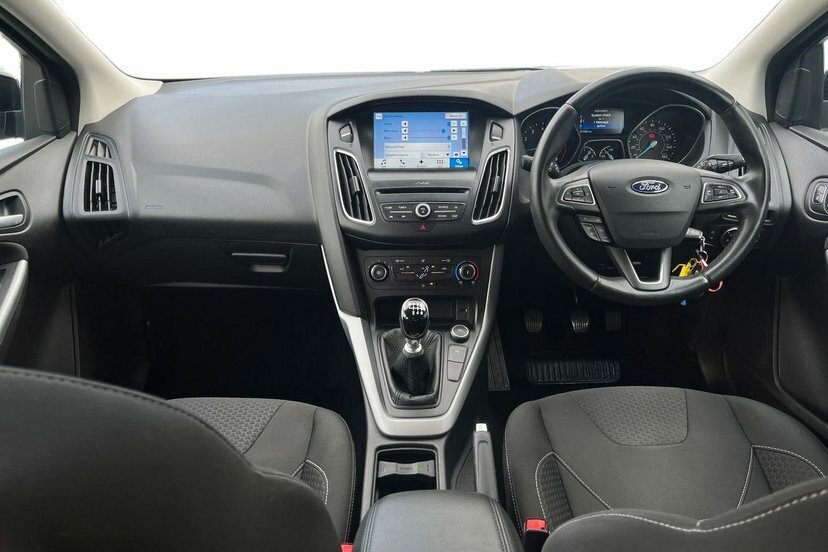 Ford Focus Focus Titanium X Tdci Red #6