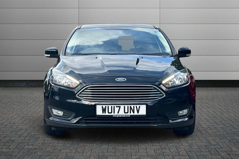 Ford Focus Focus Titanium X Tdci Red #7