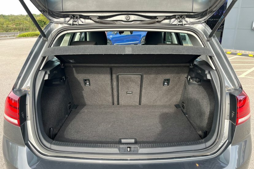 Volkswagen Golf Tdi Bluemotion Tech Gtd Blue #9