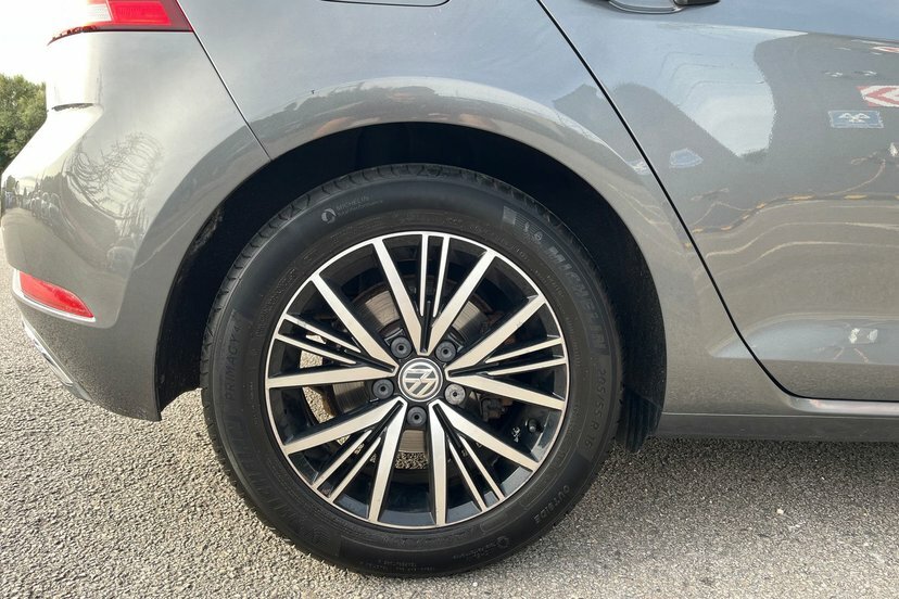 Volkswagen Golf Tdi Bluemotion Tech Gtd Blue #18