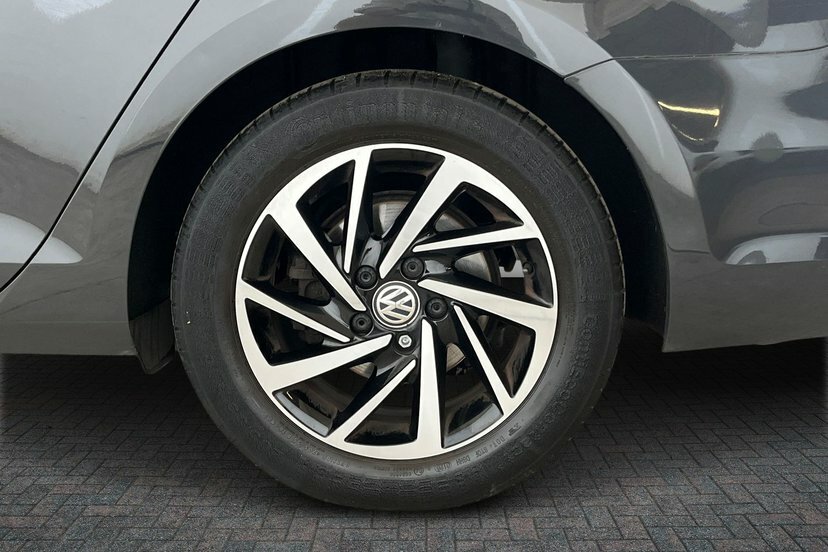 Volkswagen Golf 1.5 Tsi Evo Match Edition Grey #5