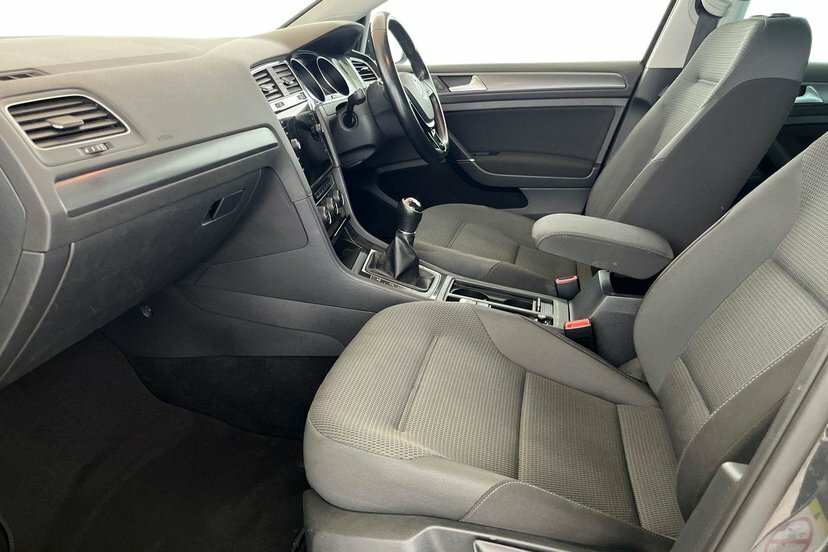 Volkswagen Golf 1.5 Tsi Evo Match Edition Grey #2