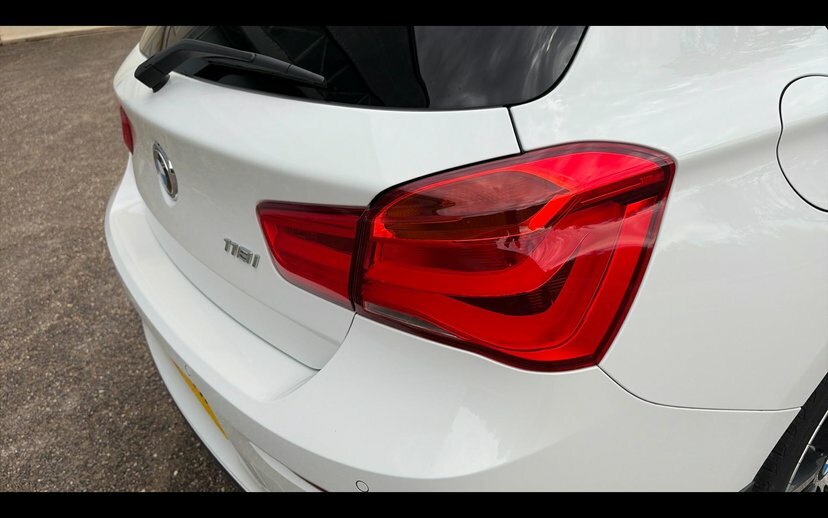 BMW 1 Series Hatchback Black #22