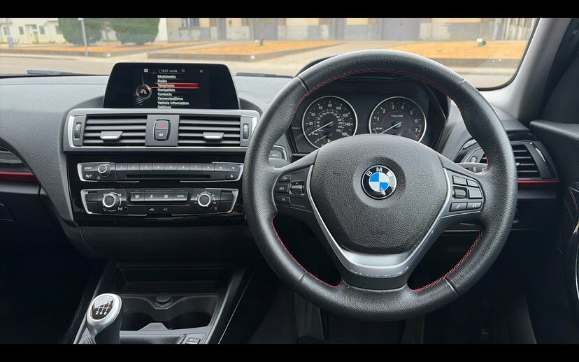 BMW 1 Series 118I Sport 5-Door White #5