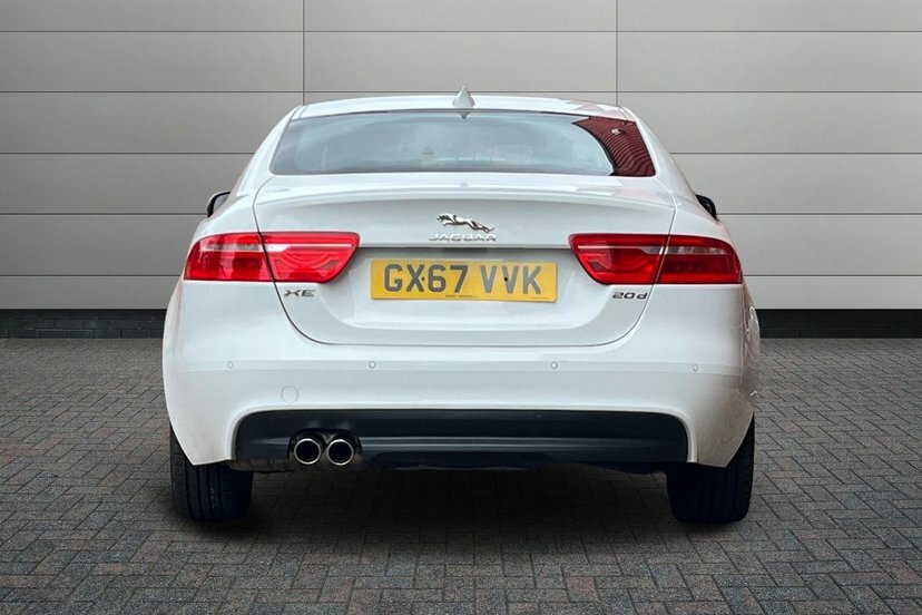 Jaguar XE Prestige Grey #12