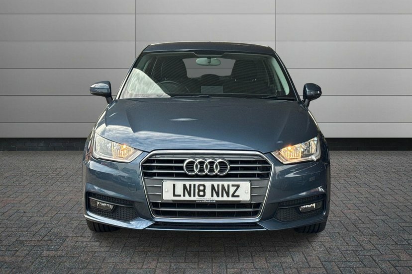 Audi A1 1L Sport White #10