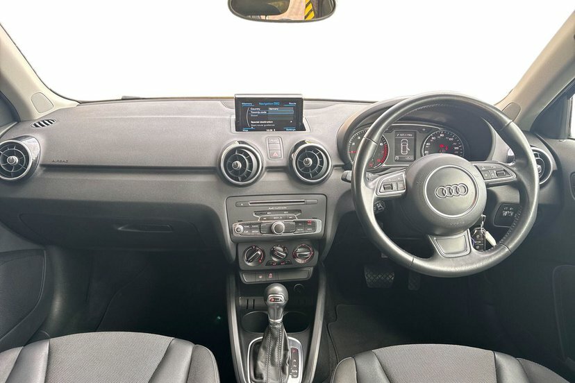 Audi A1 1L Sport White #9