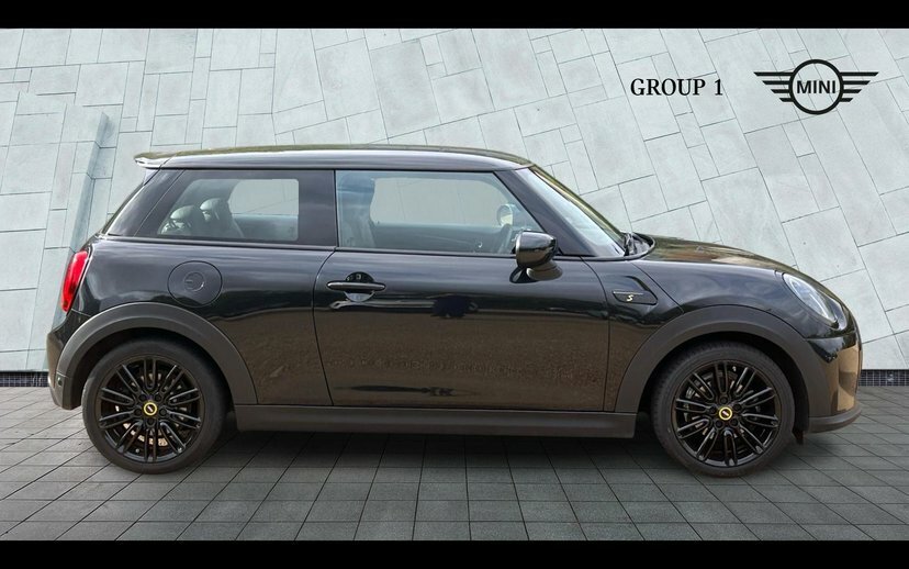 Mini Electric Cooper Se 32.6Kwh Level 2 Hatchback A Black #3