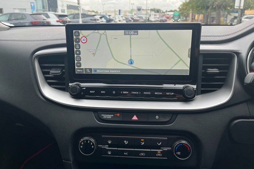 Kia Xceed 1.6 Gdi Phev 3 White #19