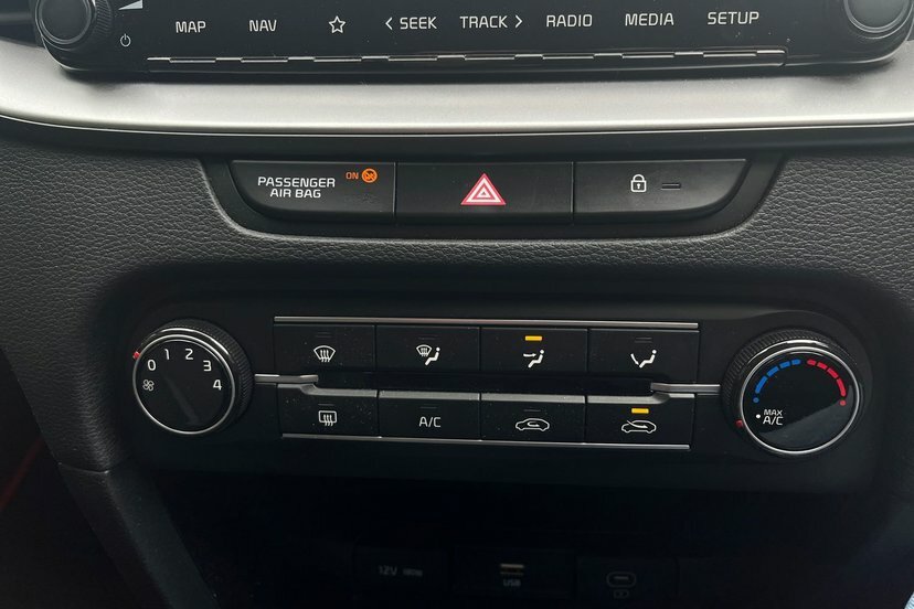 Kia Xceed 1.6 Gdi Phev 3 White #27