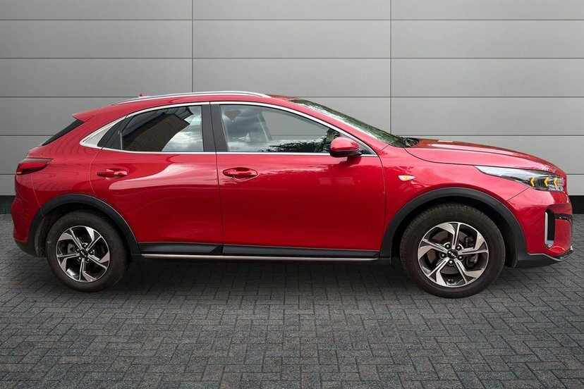 Kia Xceed 1.5 T-gdi 2 Suv 138 Bhp Red #4