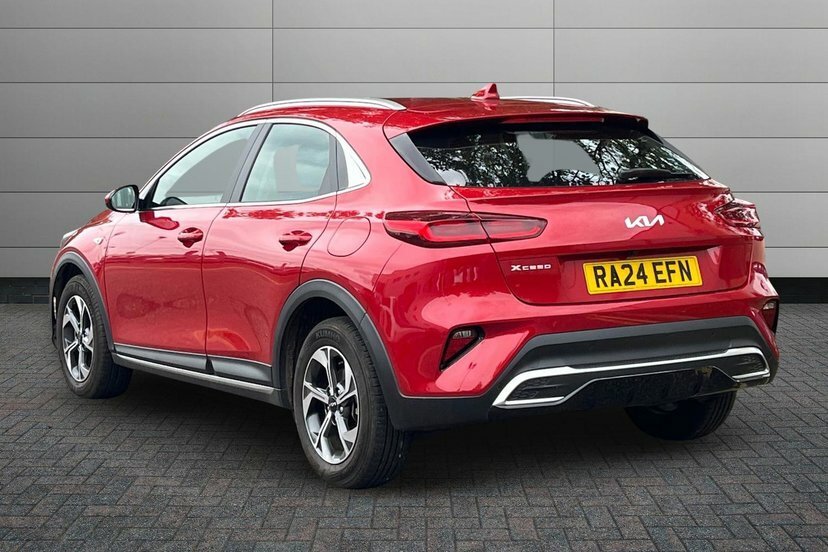 Kia Xceed 1.5 T-gdi 2 Suv 138 Bhp Red #3