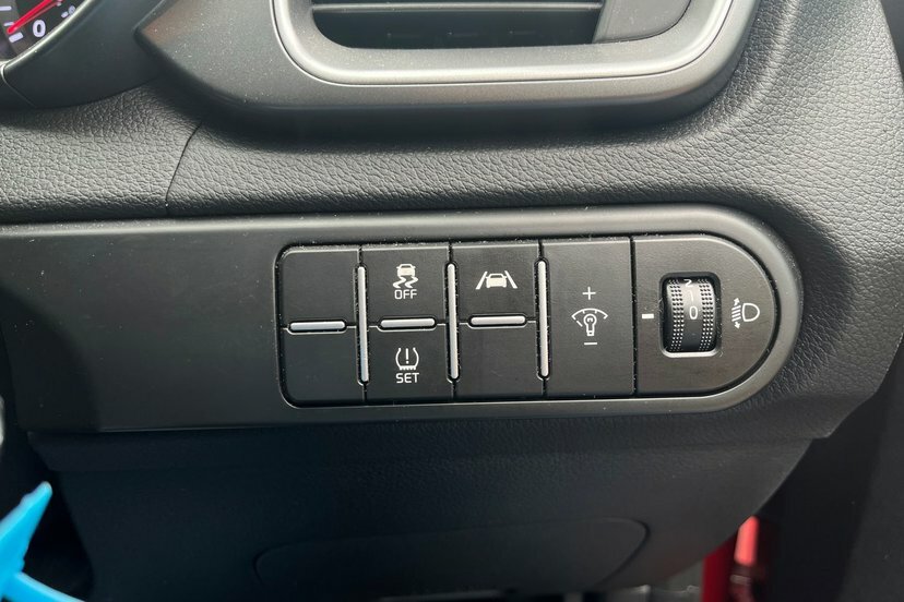 Kia Xceed 1.6 Gdi Phev 3 White #18
