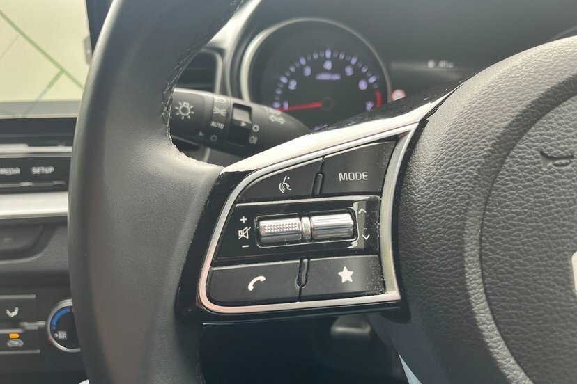 Kia Xceed 1.6 Gdi Phev 3 White #25