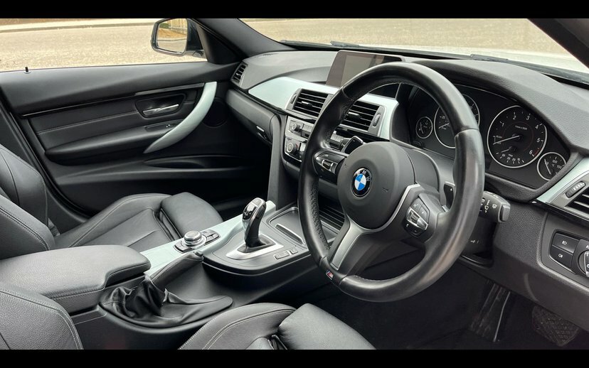 BMW 3 Series 320D M Sport Touring White #6