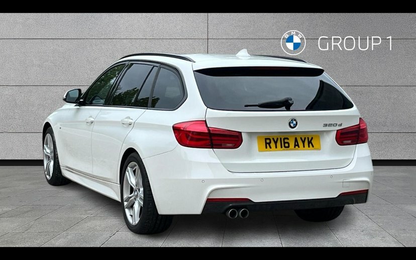 BMW 3 Series 320D M Sport Touring White #2