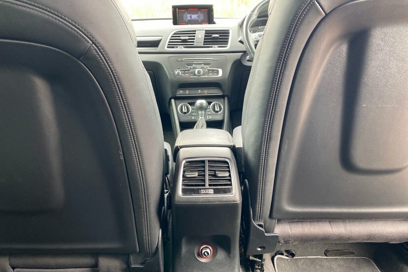 Audi Q3 1.4T Fsi Black Edition Blue #15