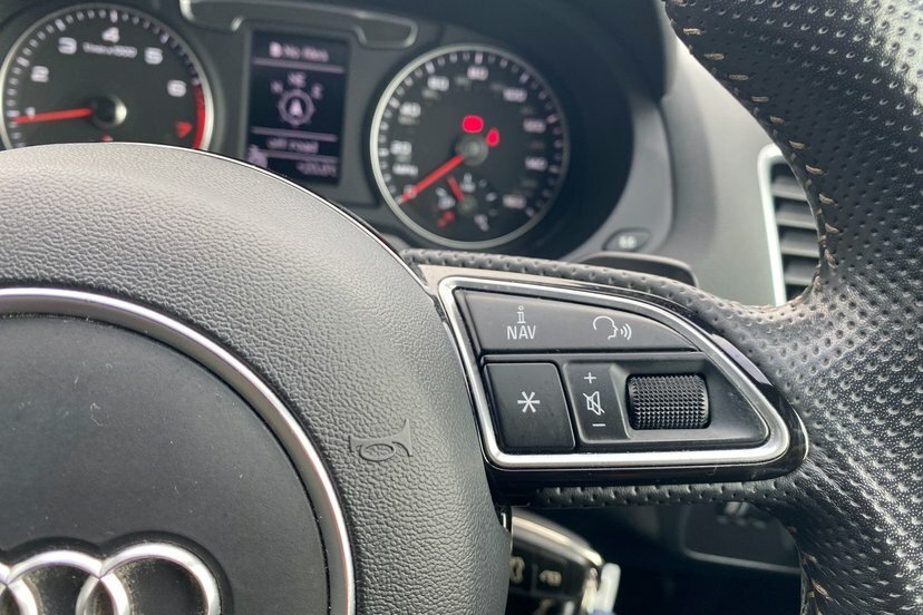 Audi Q3 1.4T Fsi Black Edition Blue #40