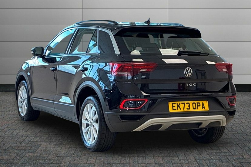Volkswagen T-Roc 1.5 Tsi Life Suv 150 Ps Black #3