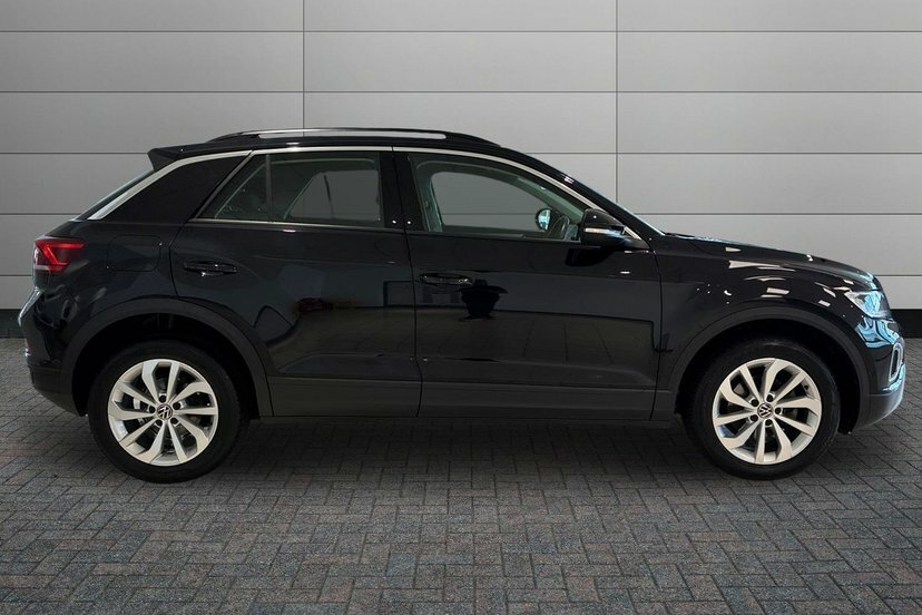 Volkswagen T-Roc 1.5 Tsi Life Suv 150 Ps Black #4