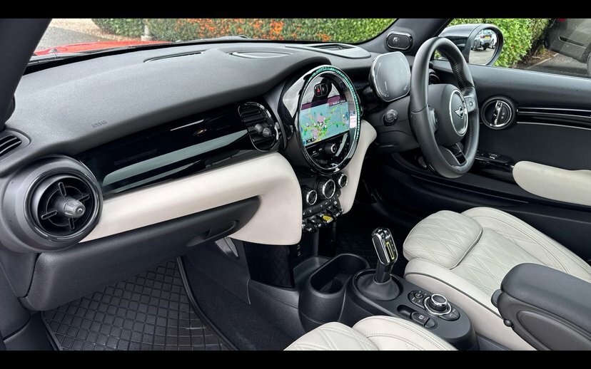 Mini Electric Cooper S Level 2 Black #7