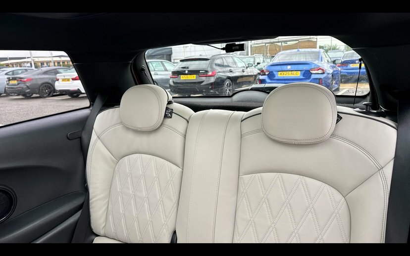 Mini Electric Cooper S Level 2 Black #32
