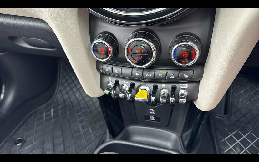 Mini Electric Cooper S Level 2 Black #42