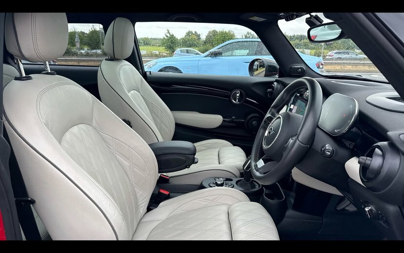 Mini Electric Cooper S Level 2 Black #11