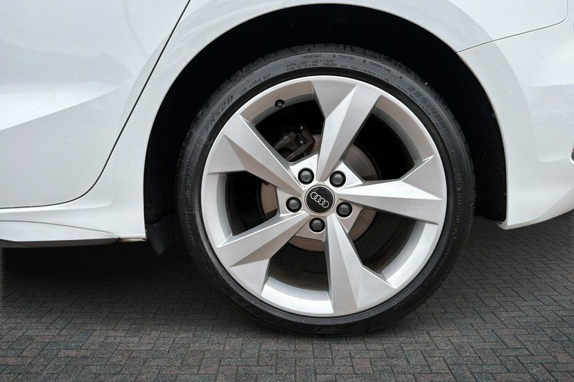 Audi A3 1.0 Tfsi 30 S Line Sportback 11 White #5