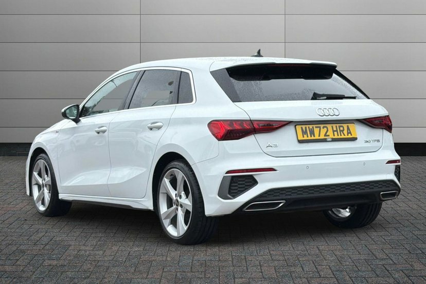 Audi A3 1.0 Tfsi 30 S Line Sportback 11 White #3