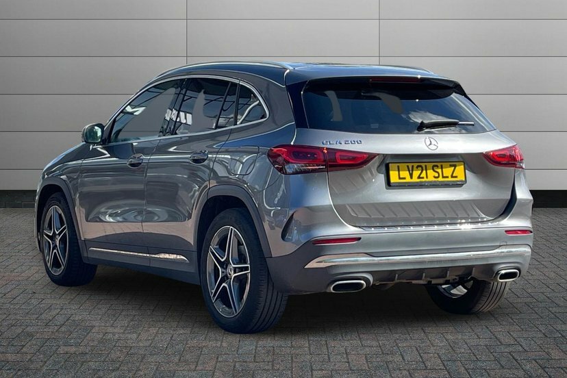 Mercedes-Benz GLA Class 1.3 Gla200 Amg Line Suv 7G-dct 163 Ps Grey #2