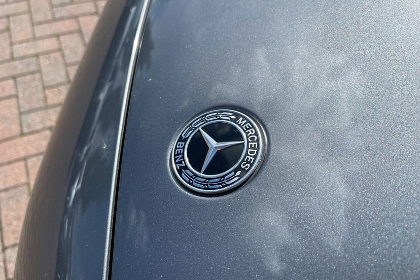 Mercedes-Benz GLA Class Exclusive Edition E  #23