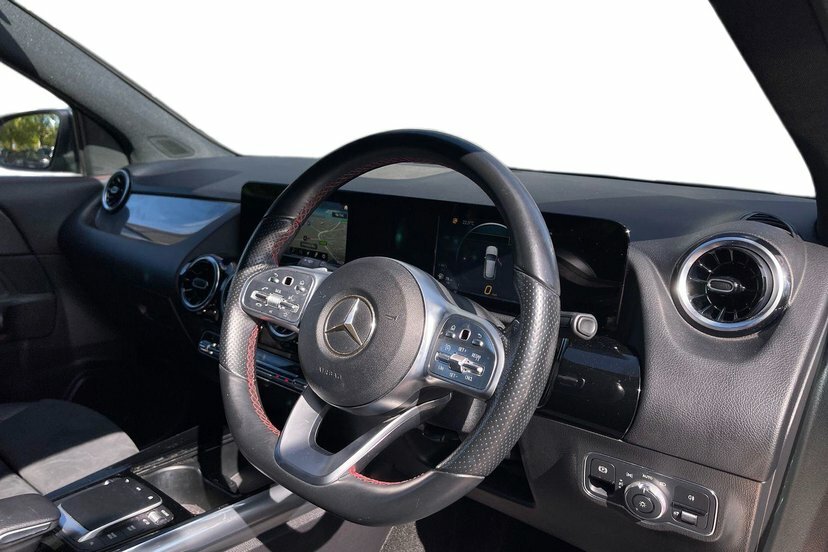 Mercedes-Benz GLA Class 1.3 Gla200 Amg Line Suv 7G-dct 163 Ps Grey #5