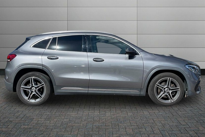 Mercedes-Benz GLA Class 1.3 Gla200 Amg Line Suv 7G-dct 163 Ps Grey #3