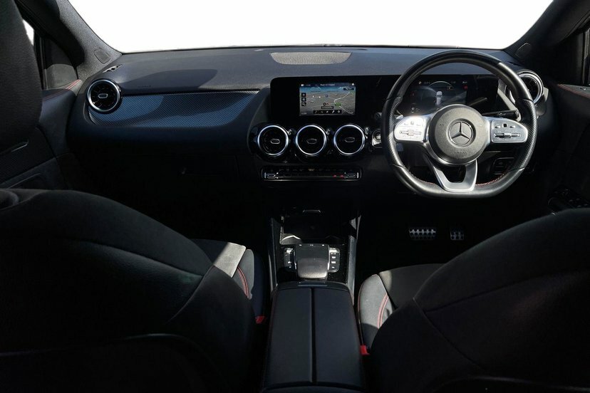 Mercedes-Benz GLA Class Exclusive Edition E  #7