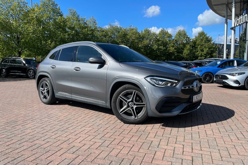 Mercedes-Benz GLA Class Exclusive Edition E  #38
