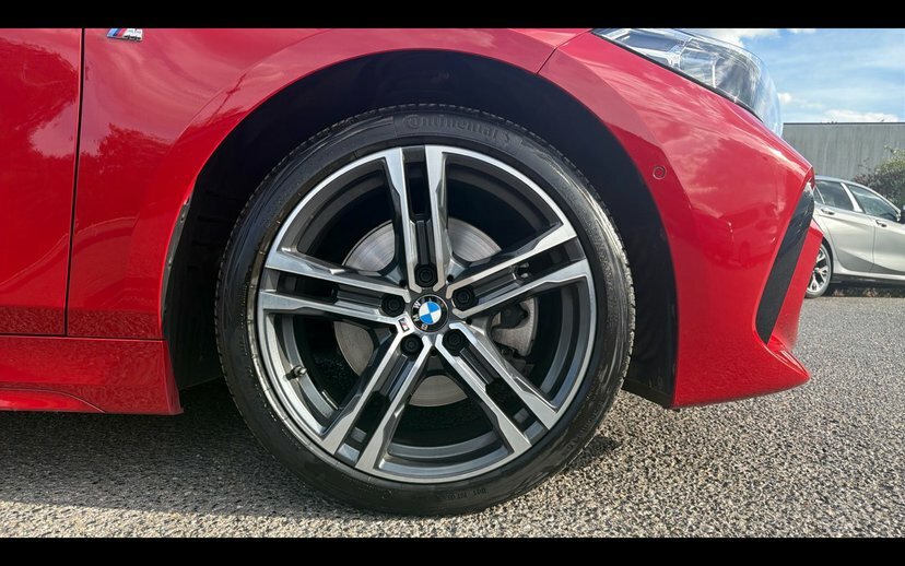 BMW 1 Series Hatchback White #14