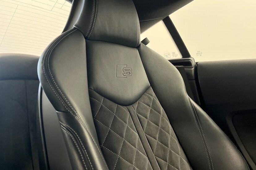 Audi TT Petrol Black #14