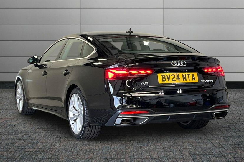 Audi A5 2.0 Tfsi 35 Sport Sportback S Tronic 1 Black #3
