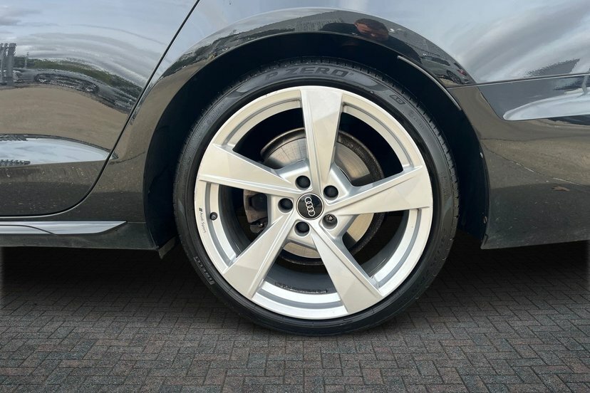 Audi A4 Avant 2.0 Tfsi 35 S Line Estate S Tronic 150 Black #5