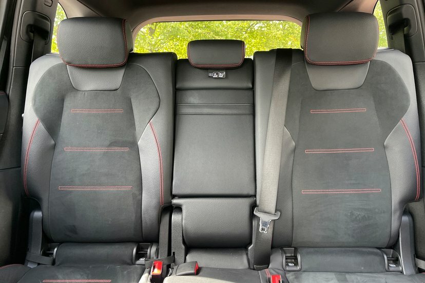 Mercedes-Benz GLB Class 200 Amg Line Premium Night Ed 7G-tronic Grey #25