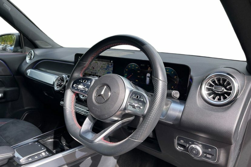 Mercedes-Benz GLB Class 1.3 Glb200 Amg Line Executive Suv 7G- Black #4