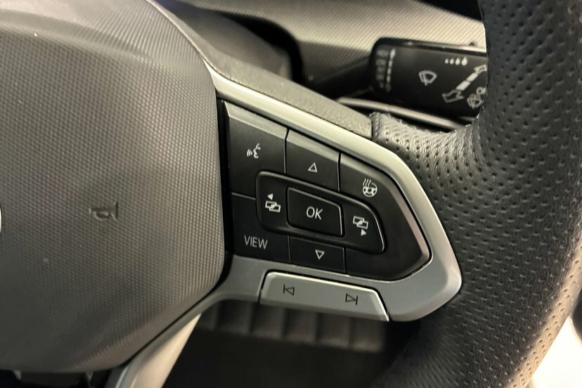 Volkswagen Golf Match Black #22