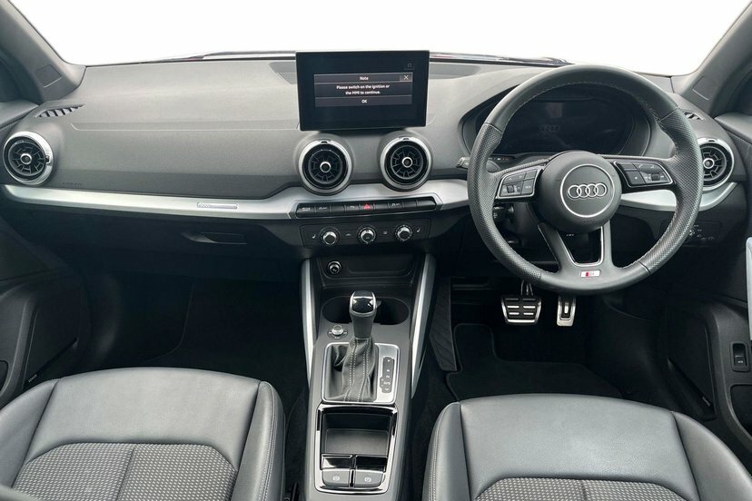 Audi Q2 35 Tfsi Black Edition Tech Blue #9