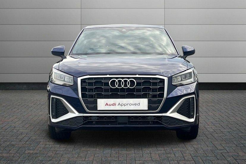 Audi Q2 35 Tfsi Black Edition Tech Blue #10