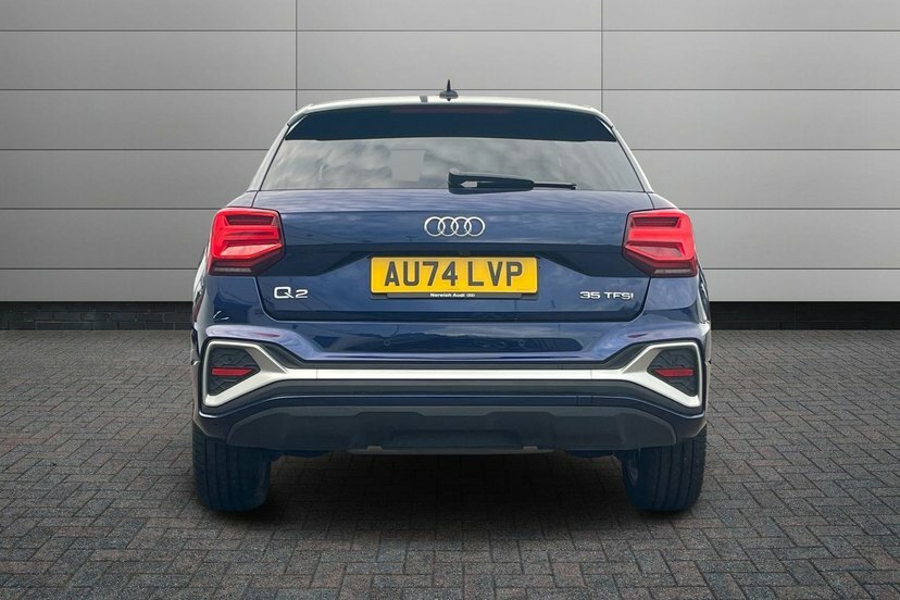 Audi Q2 35 Tfsi Black Edition Tech Blue #11